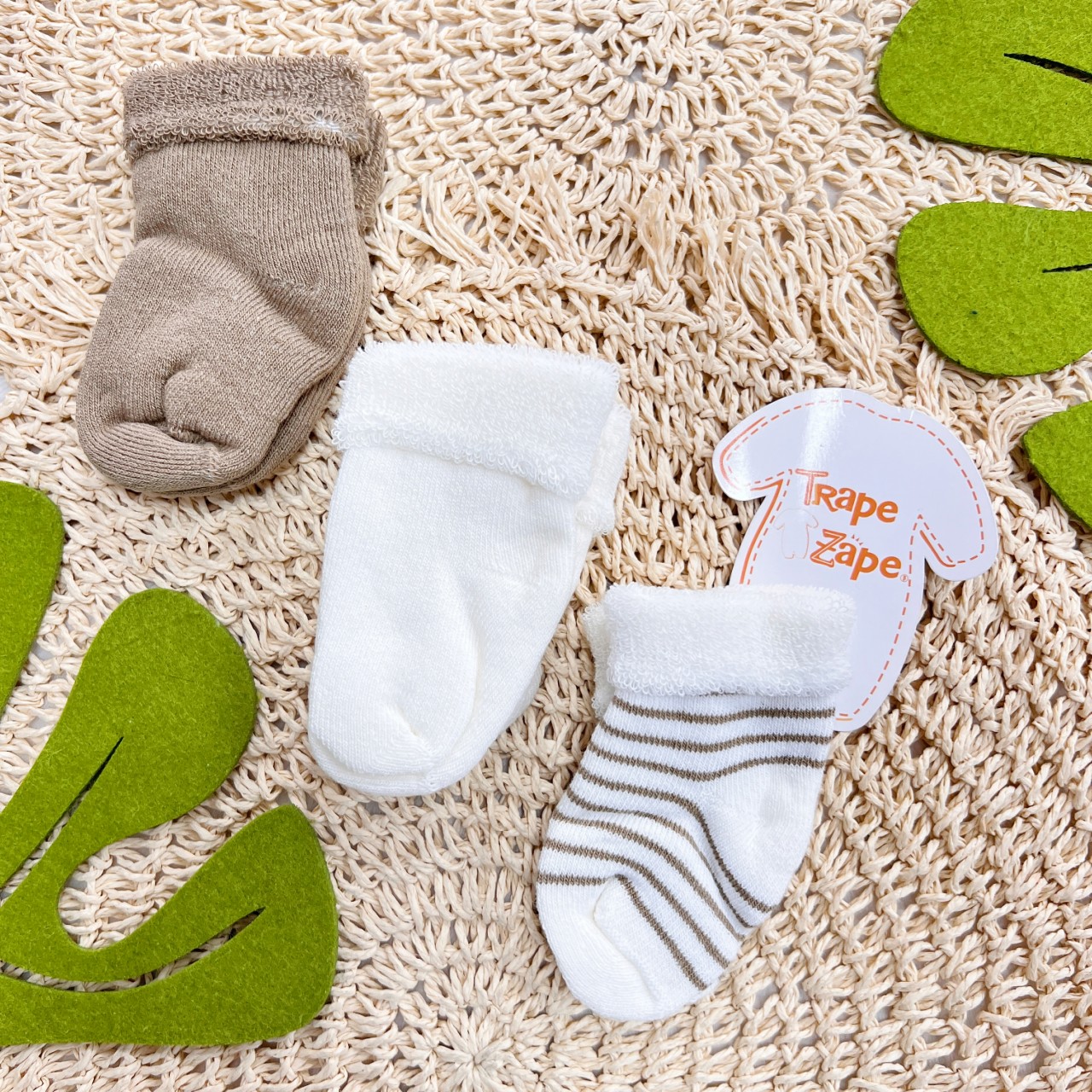   Kit 3 Meias Soquetes Trape Zape - Off White e Marrom